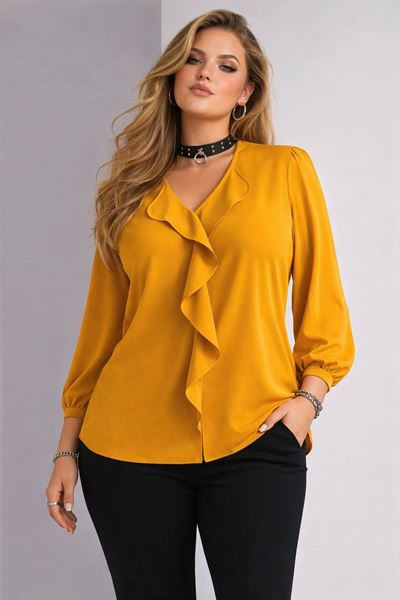 Immagine di CURVY GIRL ELEGANT TOP WITH FRILL.